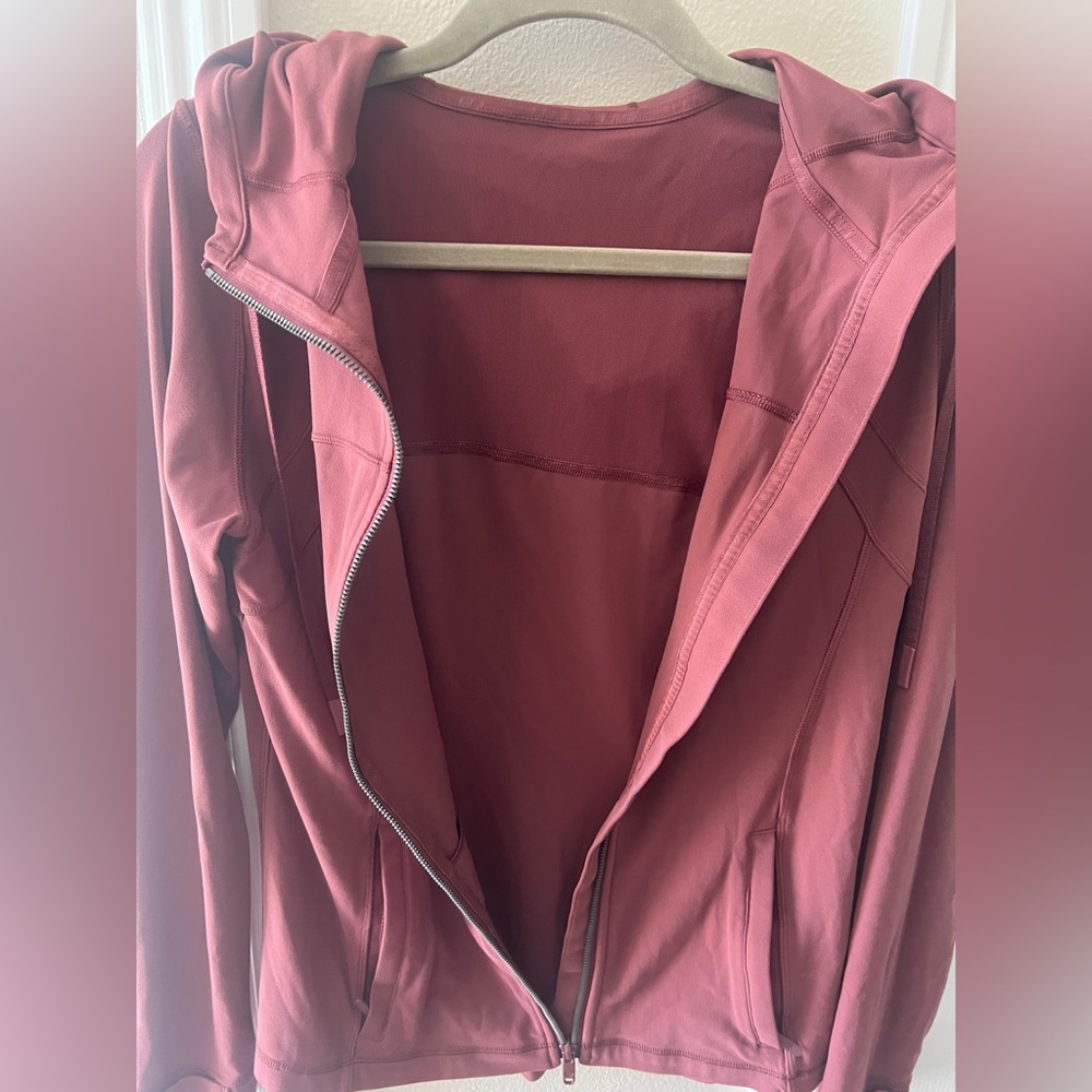 LULULEMON NULU JACKET - Picture 5 of 10